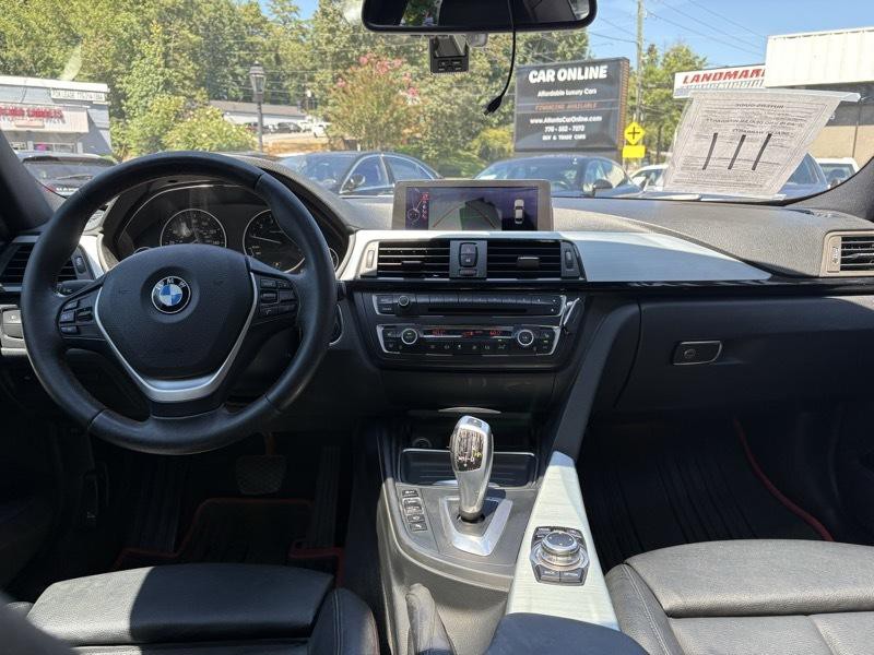 2013 BMW 3 Series Image 30