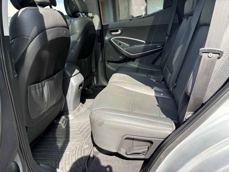 2017 Hyundai Santa Fe Image 29