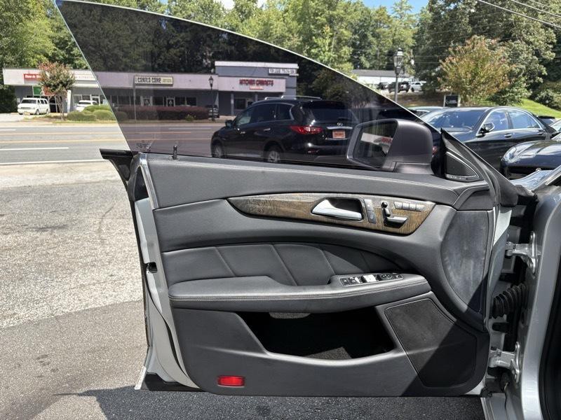 2012 Mercedes-Benz CLS-Class Image 10