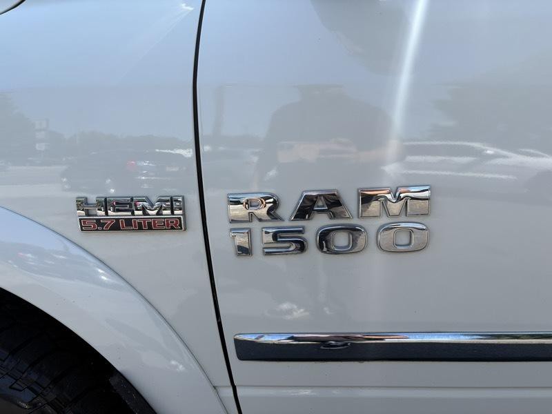 2016 RAM 1500 Image 9