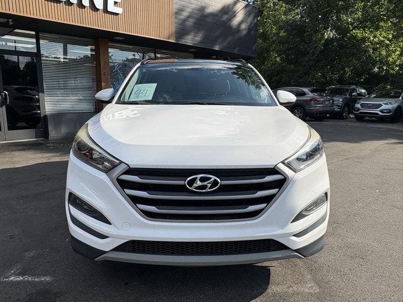 2017 Hyundai Tucson Image 2