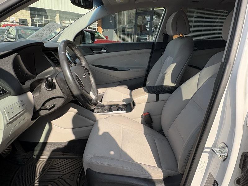 2017 Hyundai Tucson Image 9
