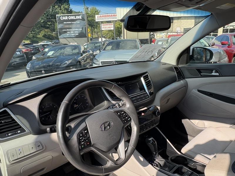 2017 Hyundai Tucson Image 10
