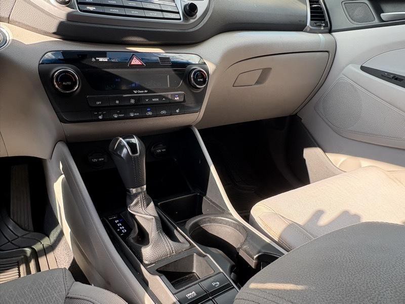 2017 Hyundai Tucson Image 19