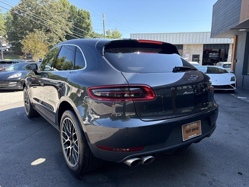 2017 Porsche Macan Image 7
