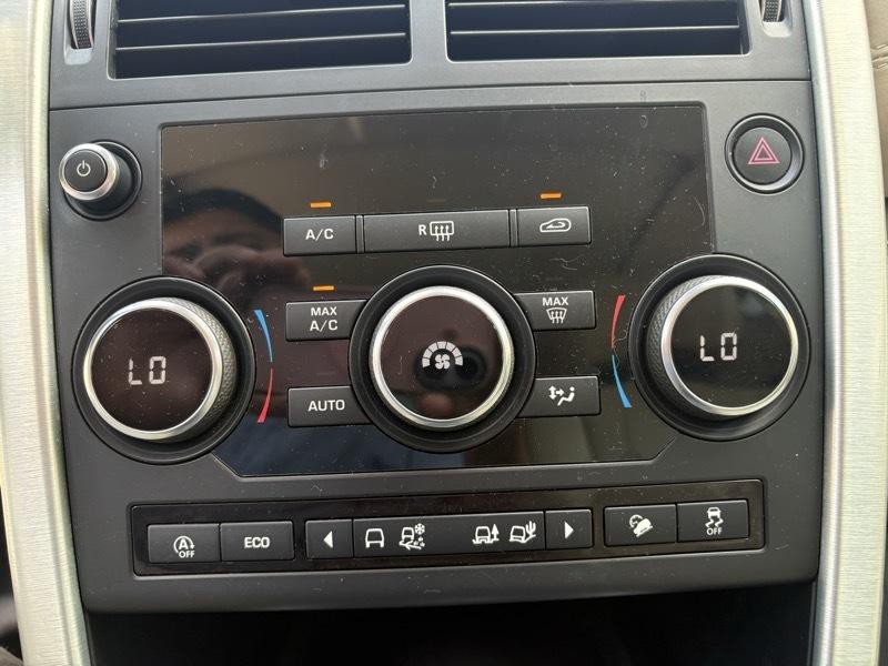 2018 Land Rover Discovery Sport Image 21