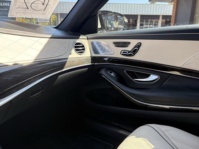 2015 Mercedes-Benz S-Class Image 21