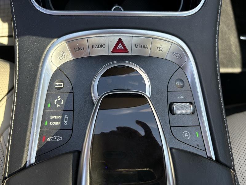 2015 Mercedes-Benz S-Class Image 25