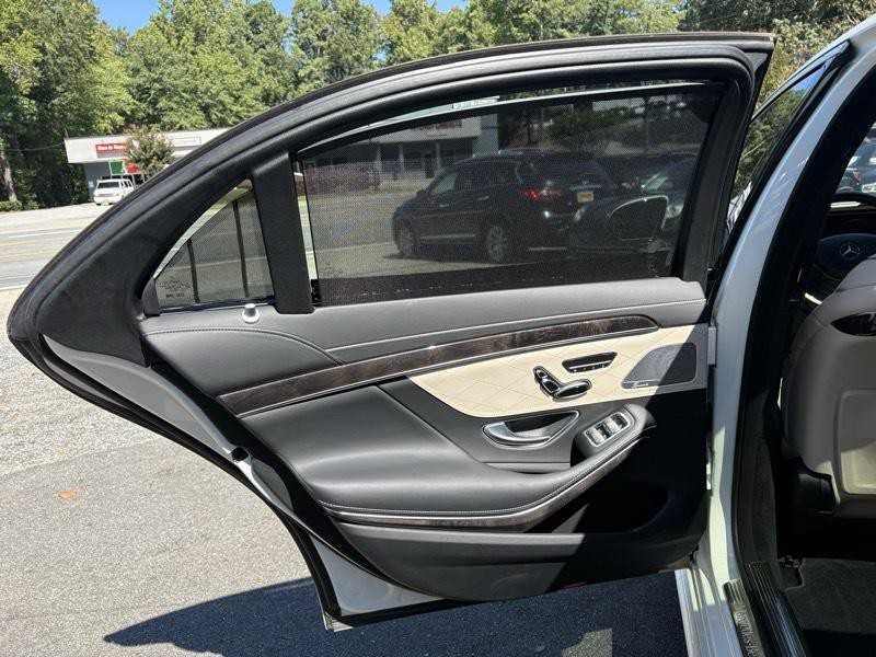 2015 Mercedes-Benz S-Class Image 29