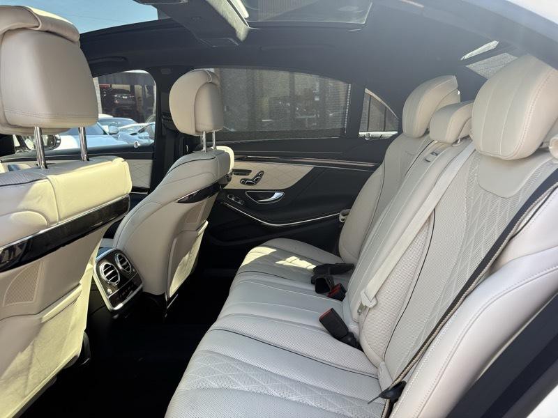 2015 Mercedes-Benz S-Class Image 31