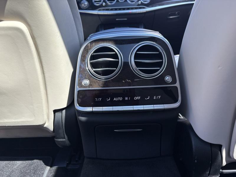 2015 Mercedes-Benz S-Class Image 33