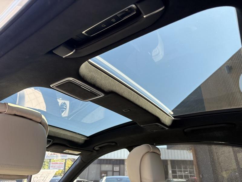 2015 Mercedes-Benz S-Class Image 38