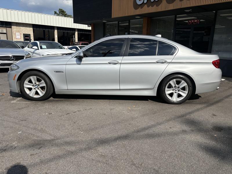 2014 BMW 5 Series Image 8