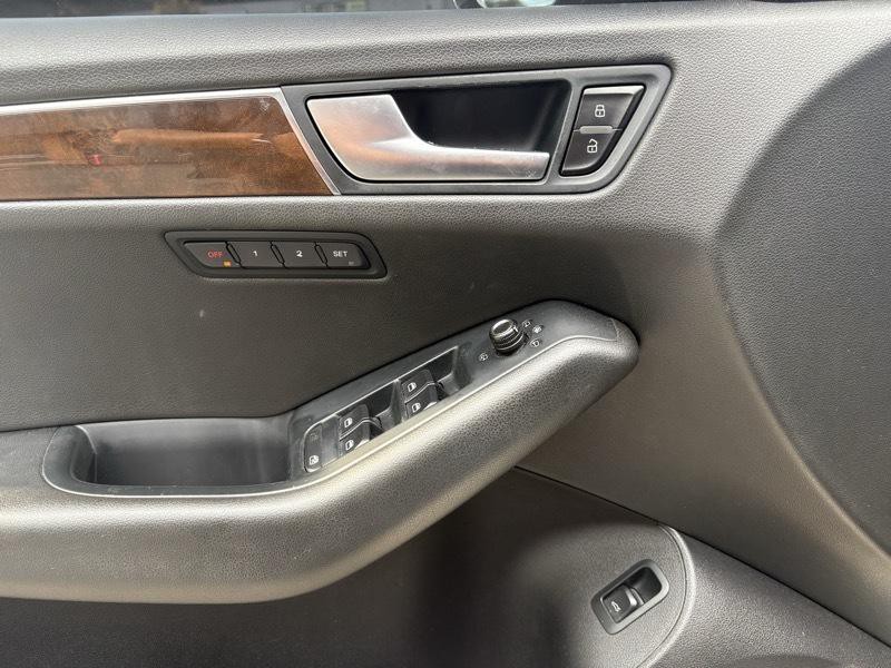 2011 Audi Q5 Image 11
