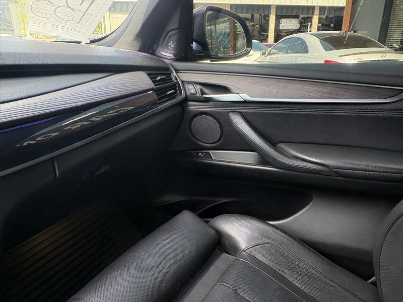 2016 BMW X5 Image 23