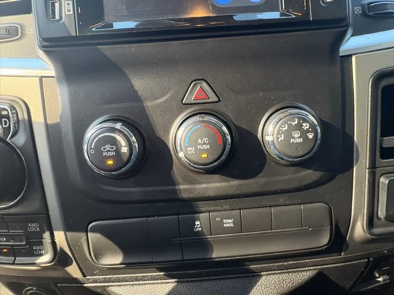 2014 RAM 1500 Image 18