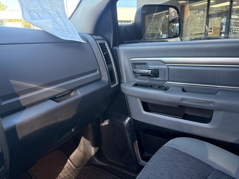 2014 RAM 1500 Image 22