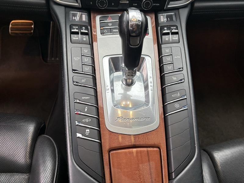 2010 Porsche Panamera Image 19
