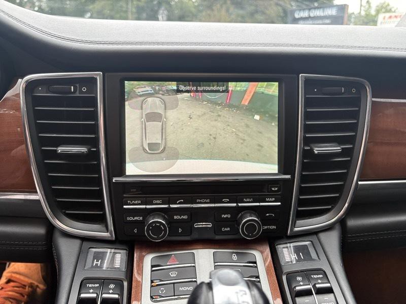2010 Porsche Panamera Image 22
