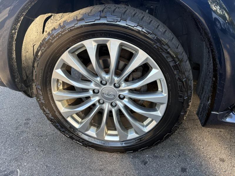 2016 INFINITI QX80 Image 12