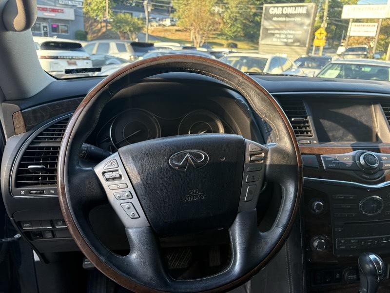 2016 INFINITI QX80 Image 17