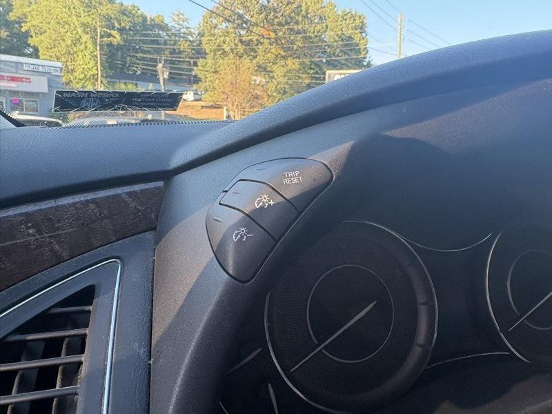 2016 INFINITI QX80 Image 18