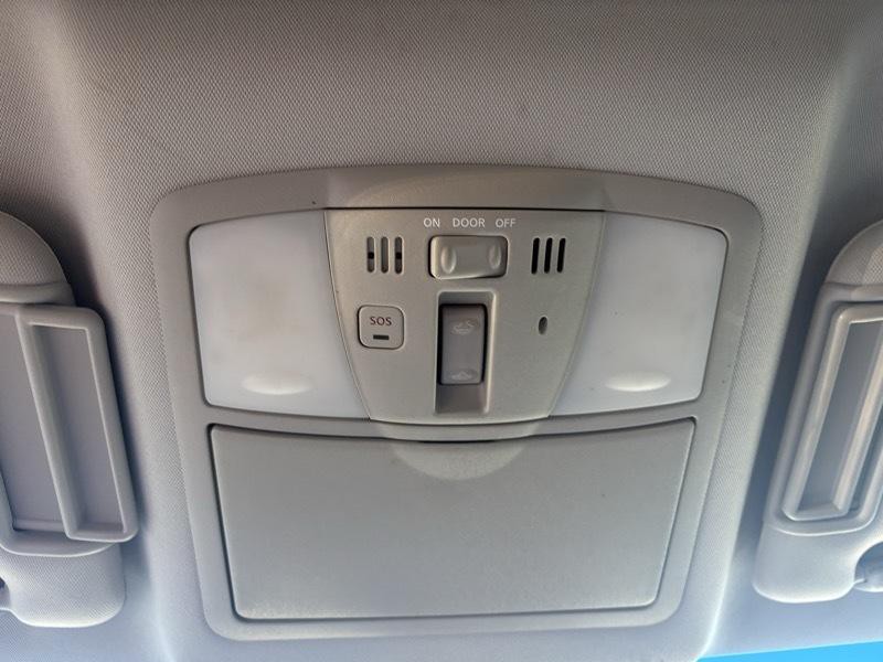 2016 INFINITI QX80 Image 25