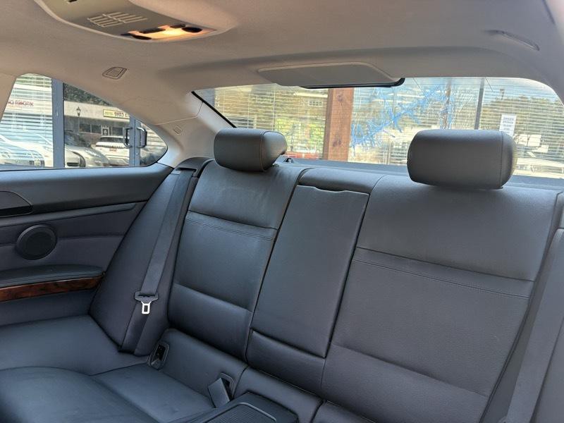 2013 BMW 3 Series Image 33