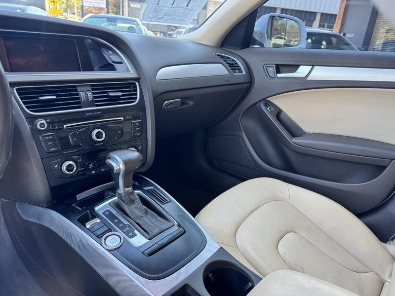 2015 Audi A4 Image 18