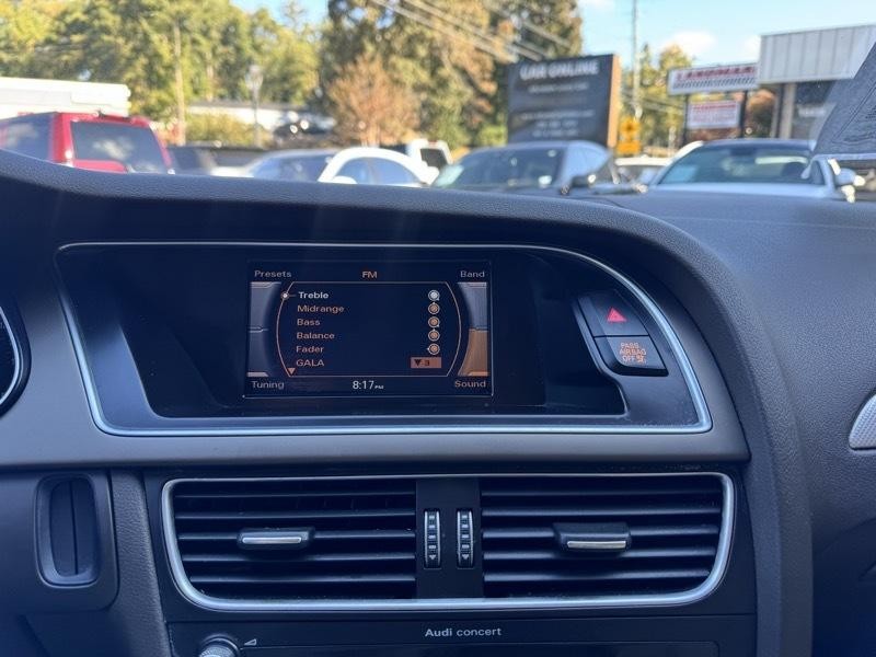 2015 Audi A4 Image 24