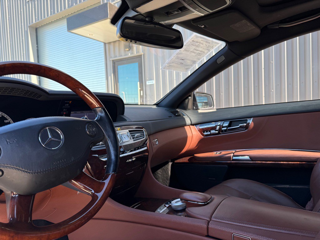 2010 Mercedes-Benz CL-Class Image 12