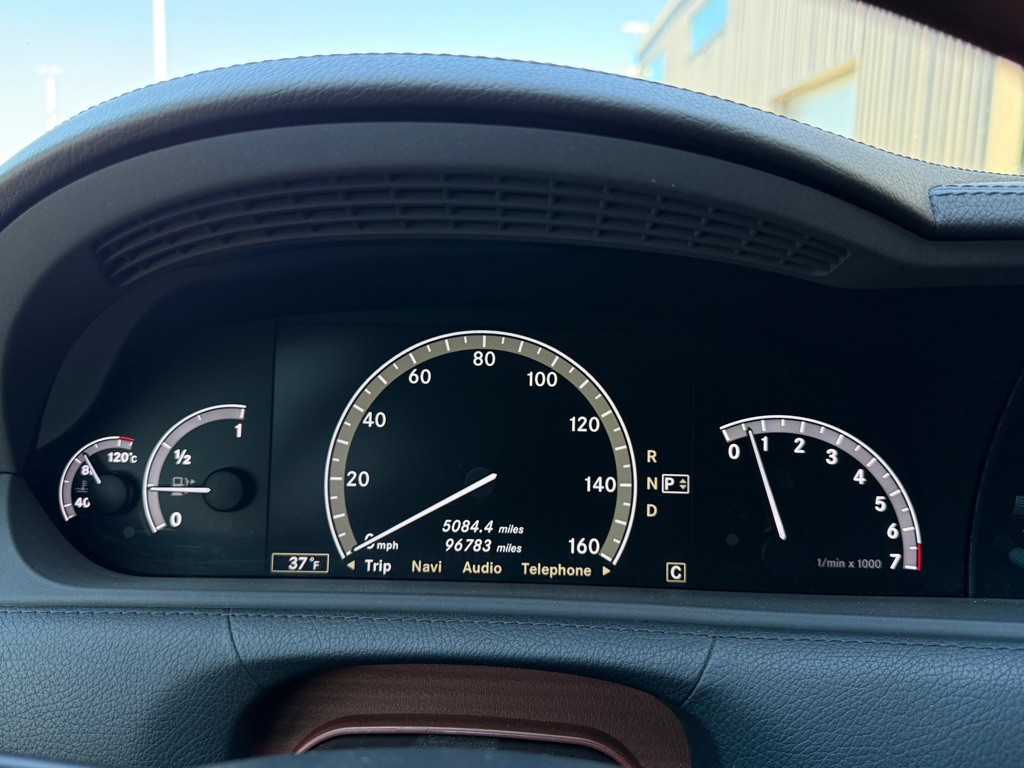 2010 Mercedes-Benz CL-Class Image 30