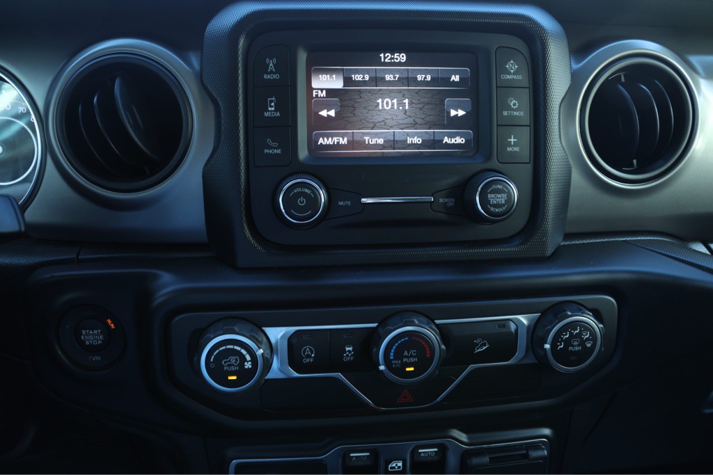 2019 Jeep Wrangler Unlimited Image 32