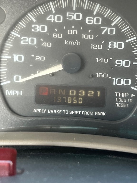2003 Chevrolet Astro Image 10