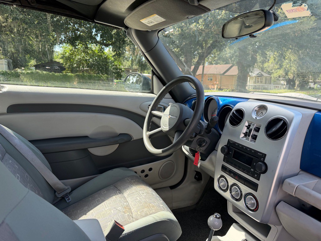 2006 Chrysler PT Cruiser Image 4