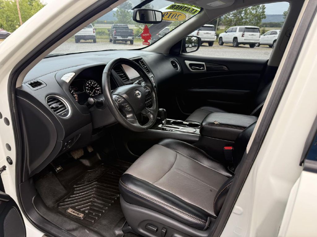 2019 Nissan Pathfinder Image 6