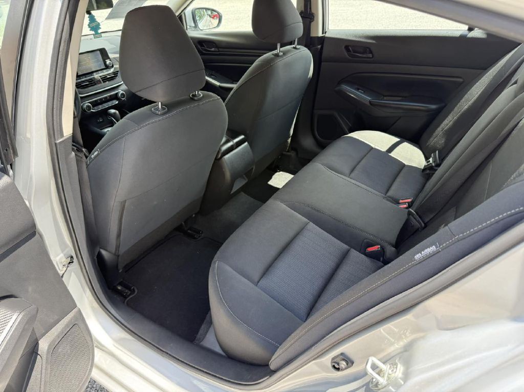 2023 Nissan Altima Image 4