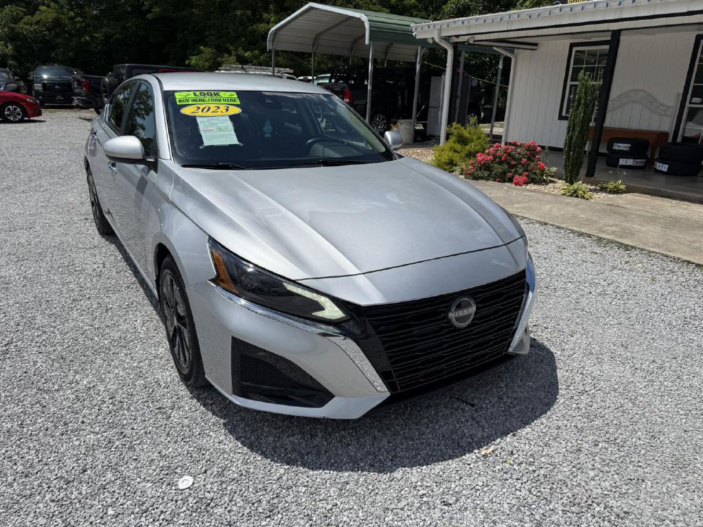2023 Nissan Altima Image 6