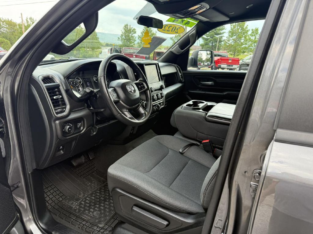 2022 RAM 1500 Image 8