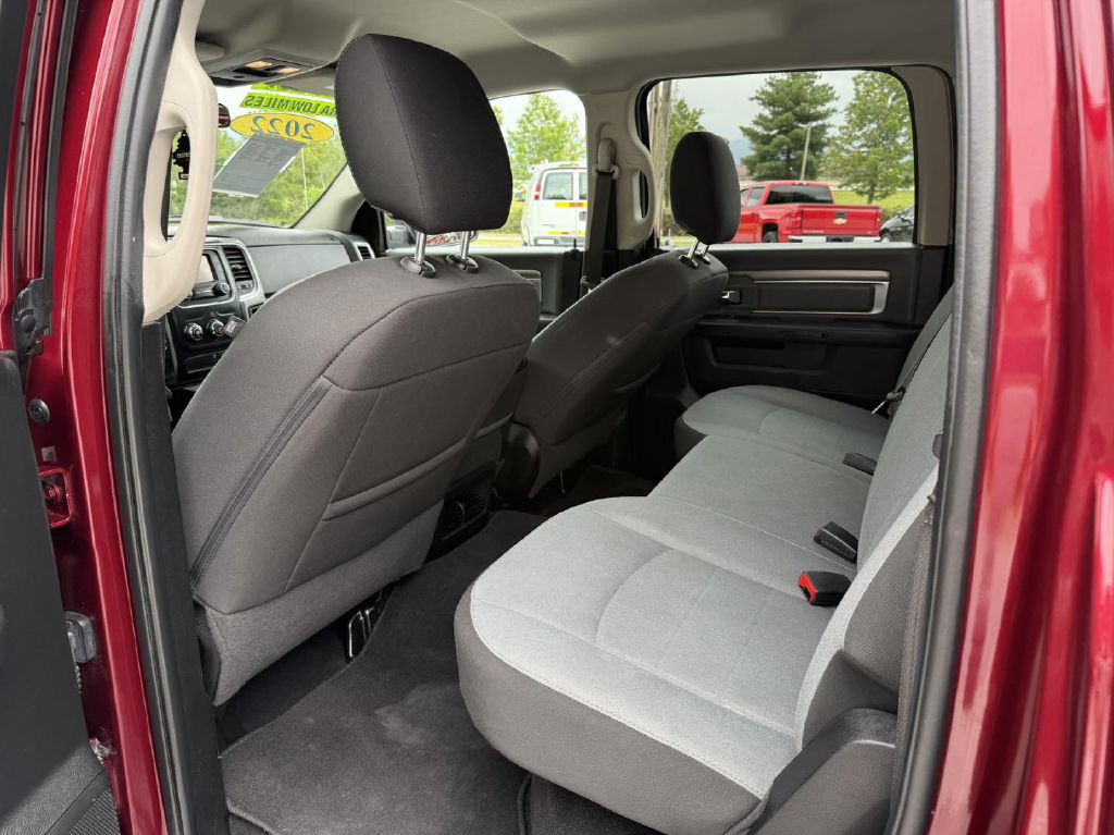 2022 RAM 1500 Image 2