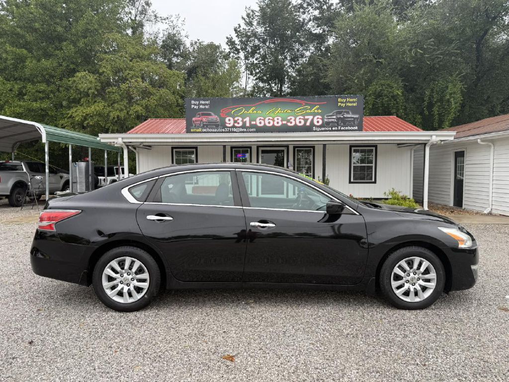 2015 Nissan Altima Image 2