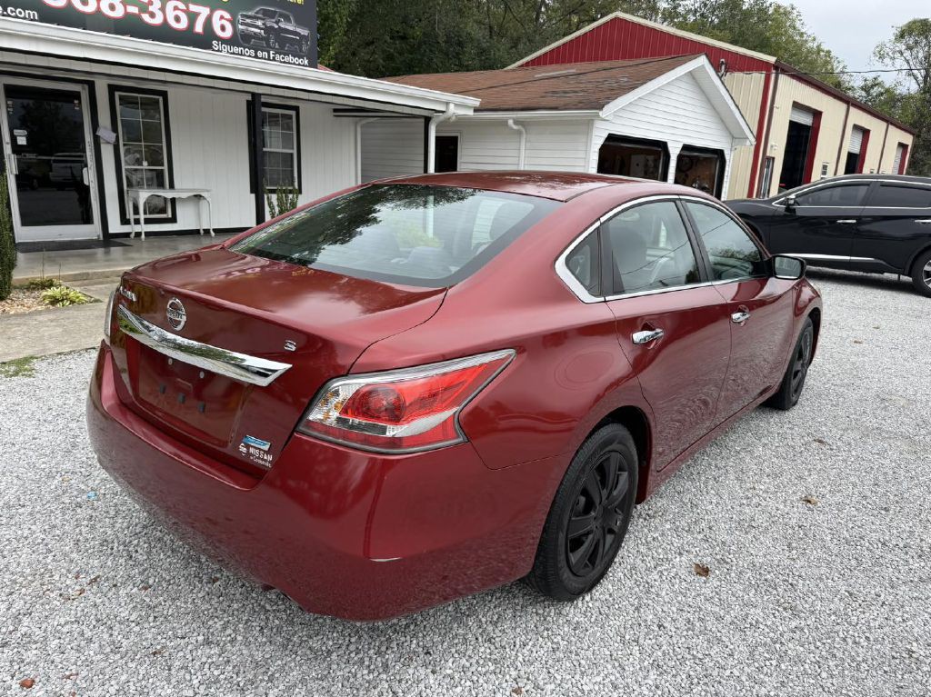 2014 Nissan Altima Image 1