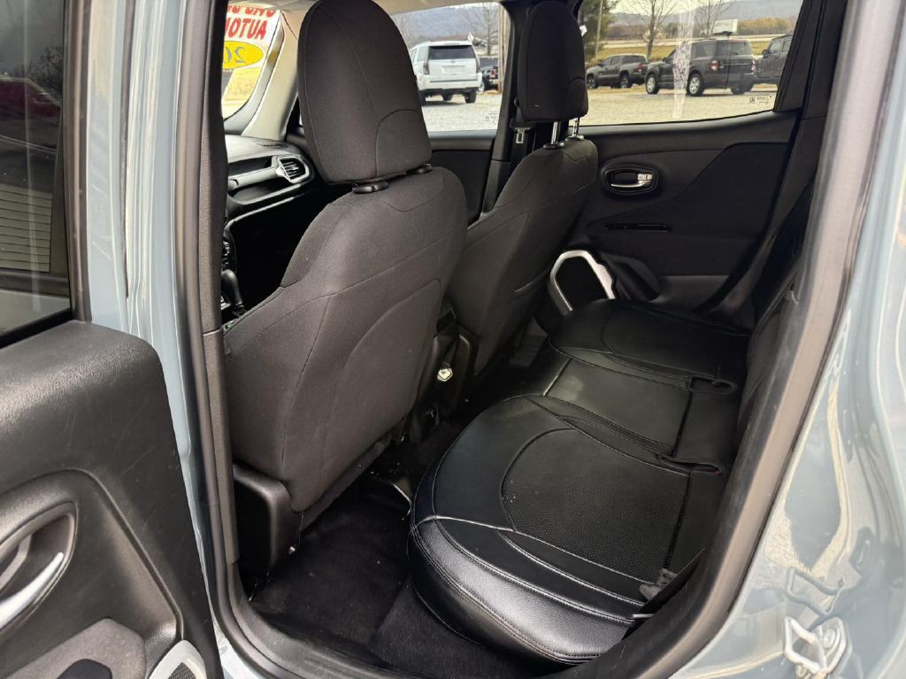 2018 Jeep Renegade Image 3