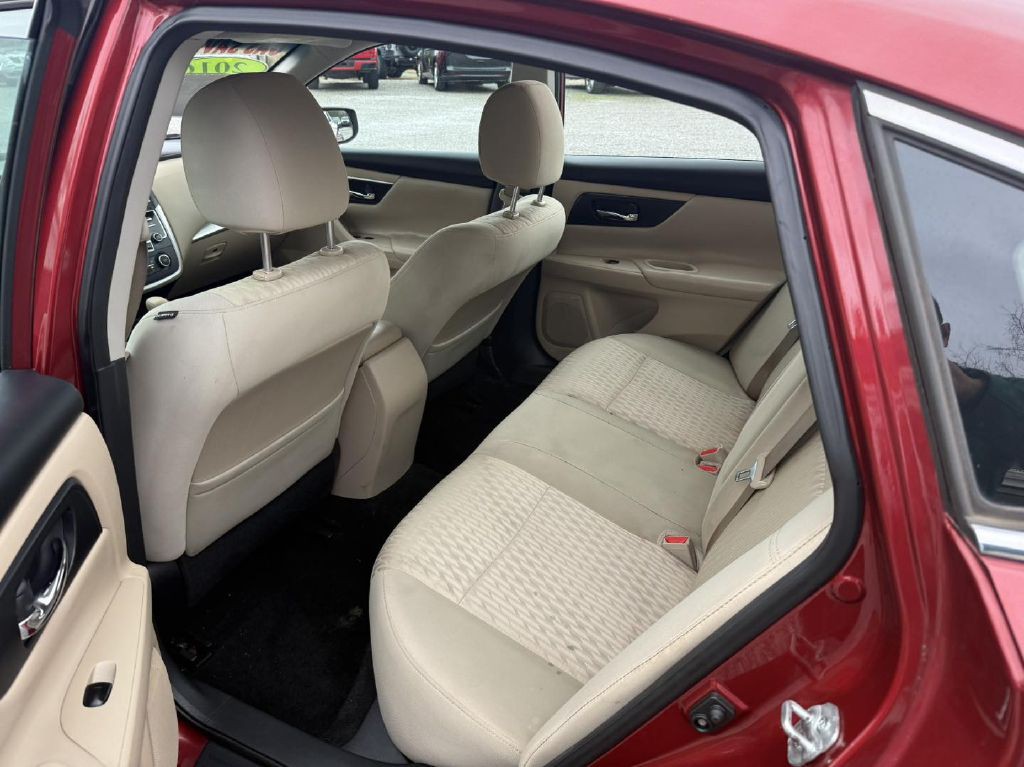 2016 Nissan Altima Image 3