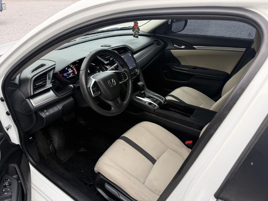 2016 Honda Civic Image 4