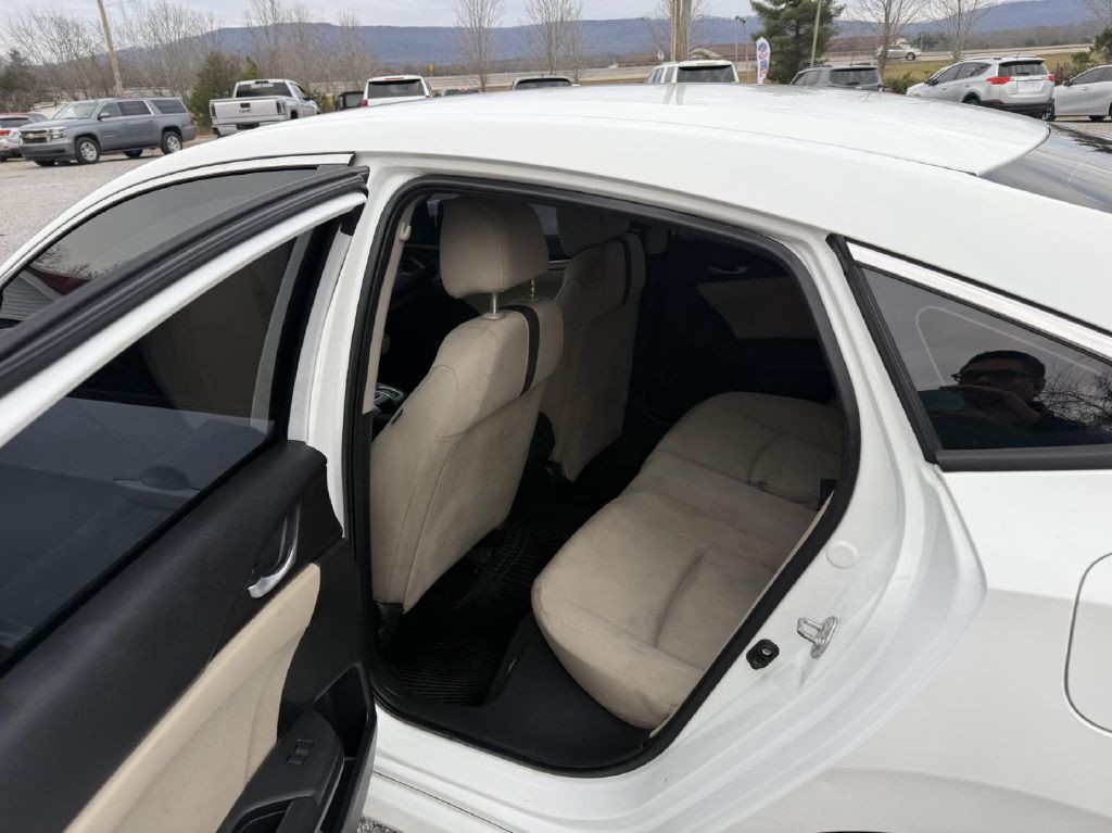 2016 Honda Civic Image 7