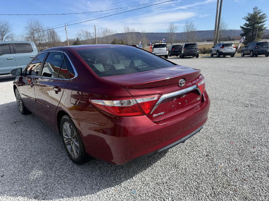 2017 Toyota Camry Image 5