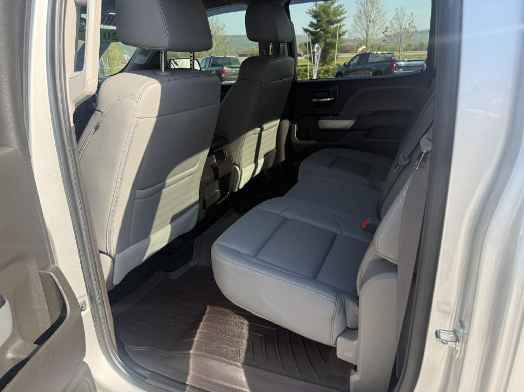 2017 Chevrolet Silverado 1500 Image 4