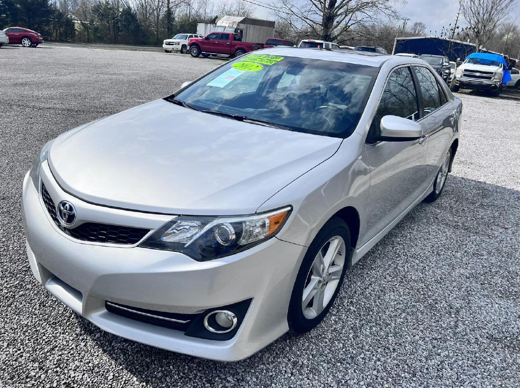 2012 Toyota Camry Image 5
