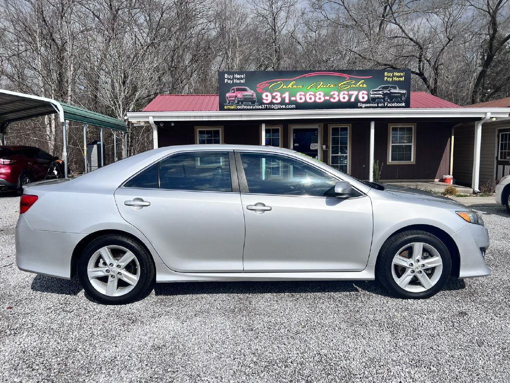2012 Toyota Camry Image 7